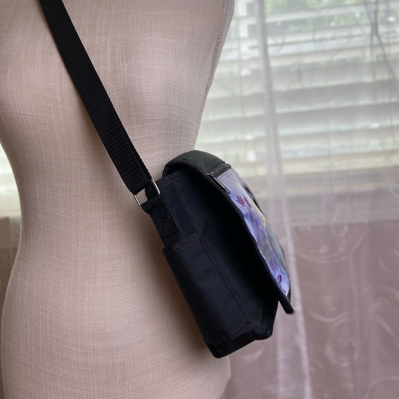 Disney Tinkerbell Messenger Bag - Picture 4 of 14